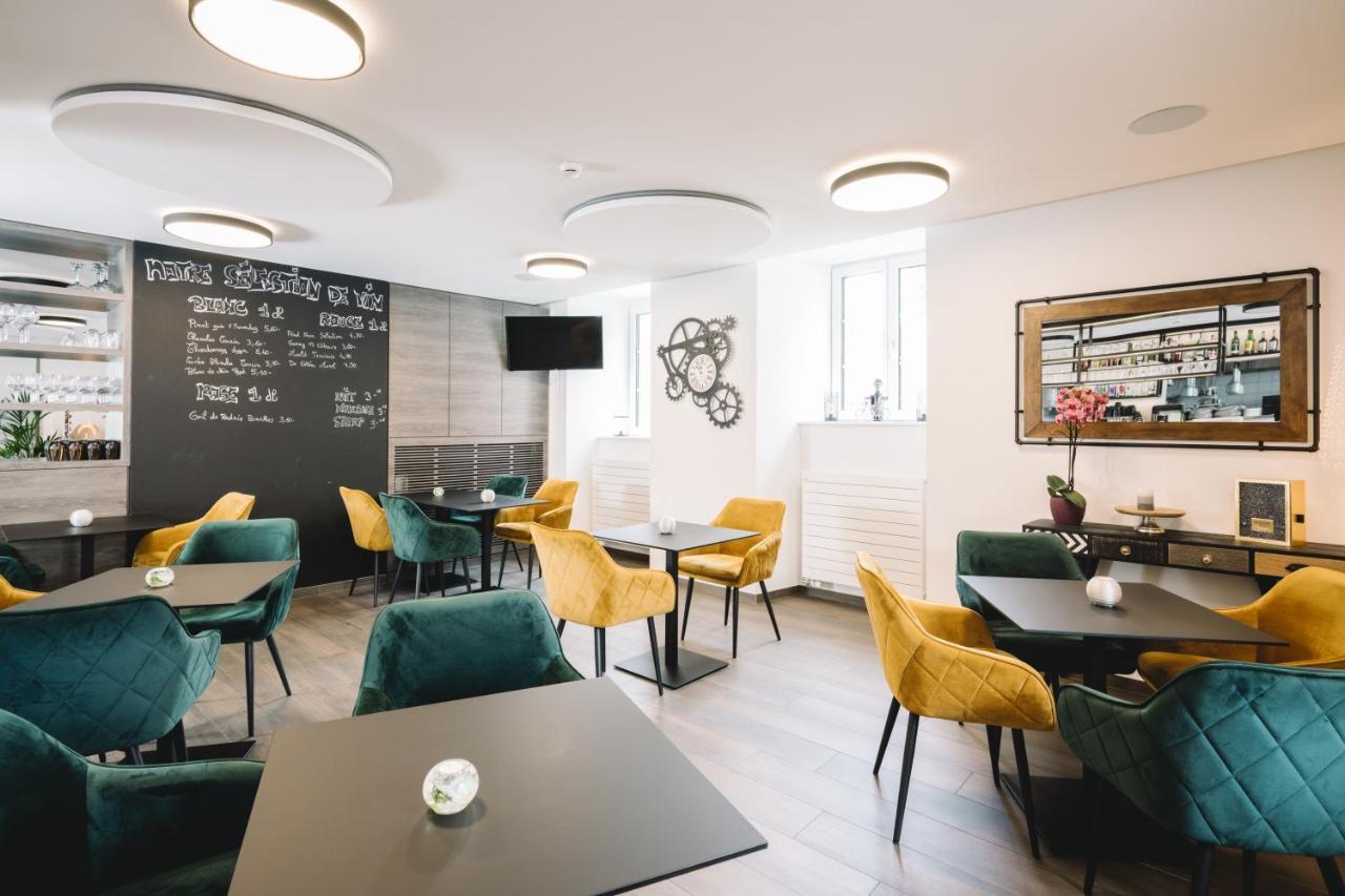 Hotel-Restaurant La Croix D'Or Ballaigues 外观 照片